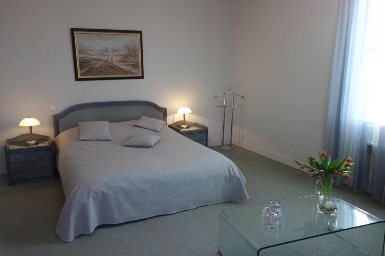 Le Platane Bed and Breakfast Lafrançaise Εξωτερικό φωτογραφία